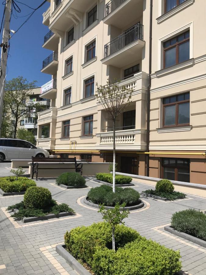 Затишні Сучасні Апартаменти В Елітному Жк Версаль Трускавец Екстериор снимка